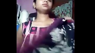 indian successful tits aunt removing infront of cam