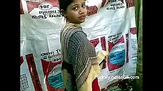 Amateur Indian Townsperson Girlfriend Taking Shower Outdoor - FuckMyIndianGF.com